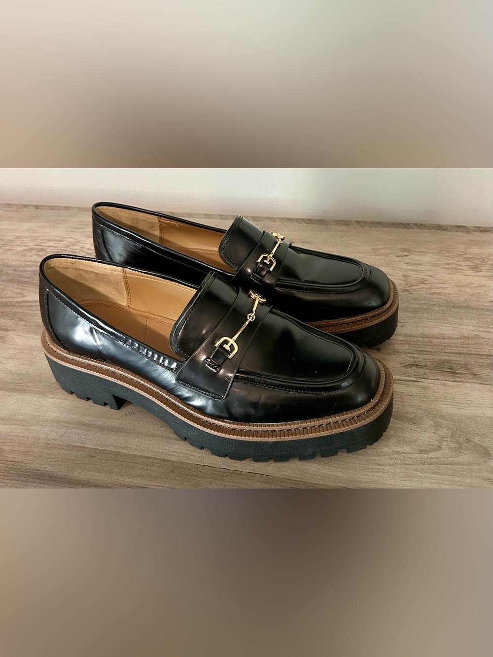 Sam Edelman Black Leather Lug Sole Loafers Gold Horsebit Detail Size 10 - Picture 9 of 9